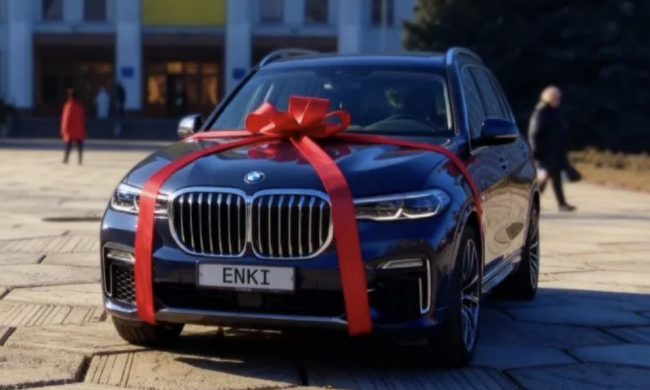 BMW X7