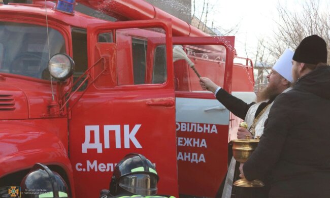 Пожарный отряд монашек, фото с УПЦ