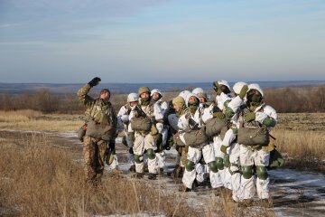 Воїни-десантники, facebook.com/pressjfo.news