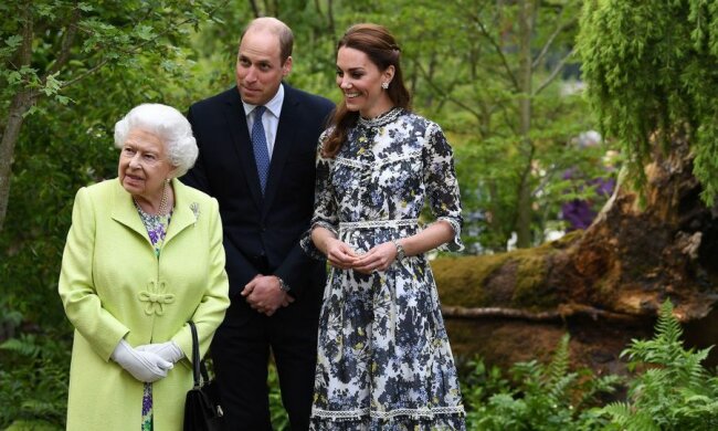 Єлизавета II, принц Вільям і Кейт Міддлтон, фото:  Instagram / kensingtonroyal