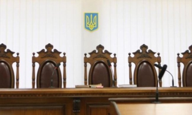 Согласно реформе в Украине заменят девять тысяч судей 