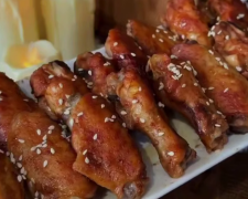 Ароматні курячі крила, кадр з відео