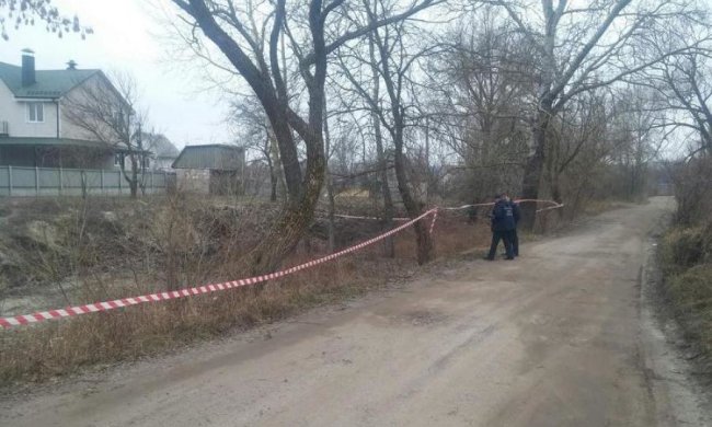 Православна ДРГ? Знахідка під Києвом спантеличила копів