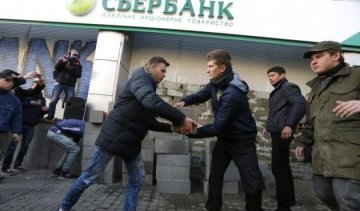 Лавров придумал боевик, где Киев стреляет себе в ногу