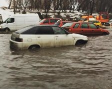 Не все водители – уроды: одесский Робин Гуд на джипе покорил сеть
