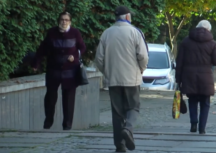 Пенсіонери. Фото: скрін youtube