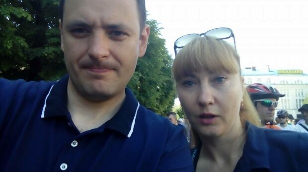 Руслан Марцінків з дружиною, фото з фейсбук