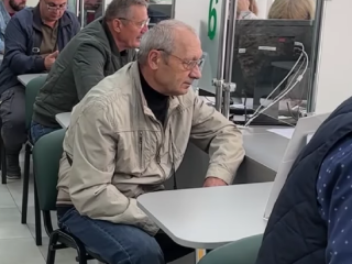 Пенсіонери. Фото: скрін youtube