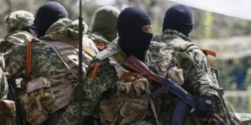  Луганские боевики приняли "закон о военном положении"