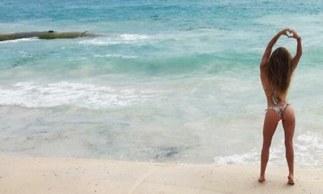 Ді Капріо засвітився із новою коханкою на Багамах