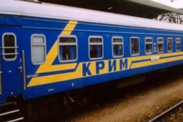Скільки людей виїхали з Криму