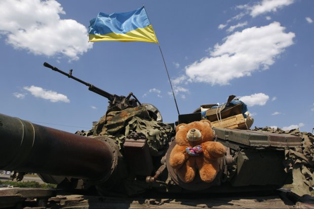 Адские сутки на Донбассе: боевики ушли в наступление и не пришли, ВСУ считают трофеи