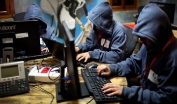 Почему над Россией опят завис санкционный меч