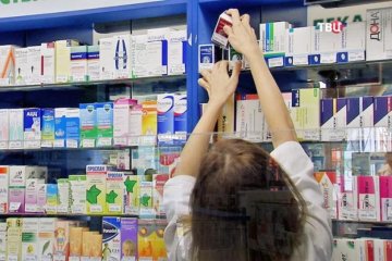 Минздрав запаниковал из-за дефицита соцлекарств в аптеках 