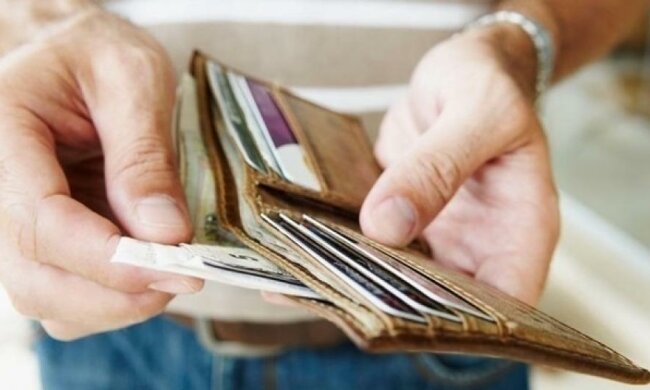 Ректори українських вишів засекретили свої доходи 