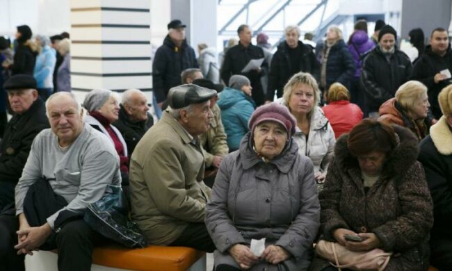 Пенсія та страховий стаж в Україні: як отримати від держави більше