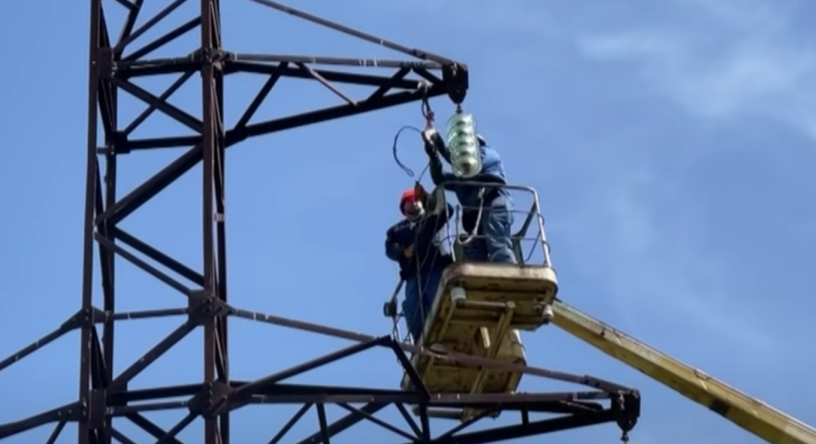 Энергетики. Фото: скрин youtube