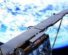 Над землянами встановлять тотальний контроль з космосу
