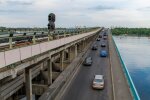 Теракт на мосту Метро в Києві: ситуація виходить з під контролю, на місце прибули БТР і снайпери