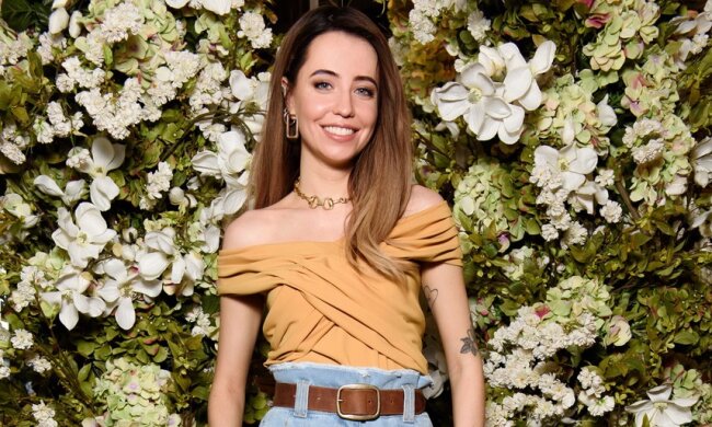 Надя Дорофєєва, Jetsetter