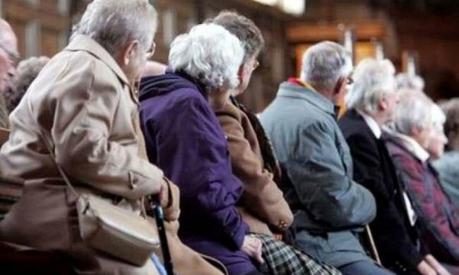 Кабмин покажет украинцам проект пенсионной реформы