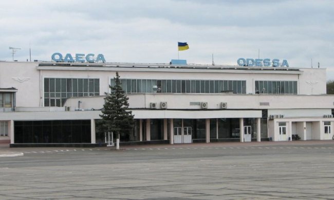 В Одесі аеропорт повернули у власність місту