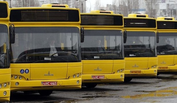 У Києві тимчасово змінять рух громадського транспорту