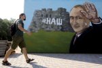 Путін поверне Крим Україні, стоячи на колінах: політичне харакірі