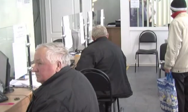 Пенсіонери. Фото: скрін youtube