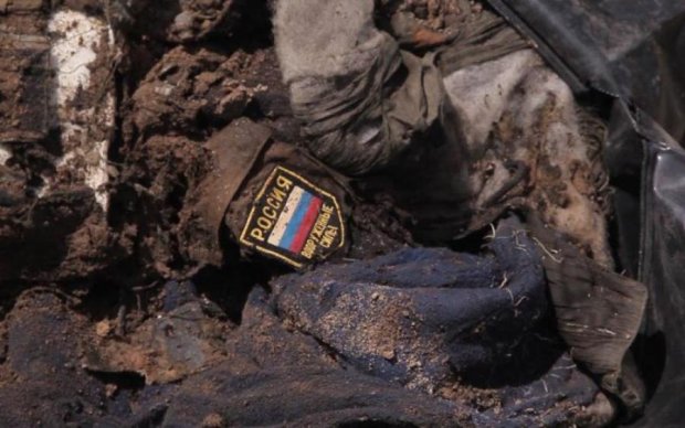 На Донбасі знайшли таємний цвинтар бойовиків: моторошні кадри
