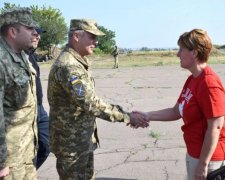 Канадский министр приехала на Донбасс: первые подробности