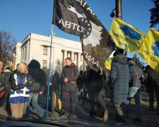 Безстрокова акція непокори, мільйони водіїв готові: "євробляхи" заблокують основні дороги України, повна карта мітингу