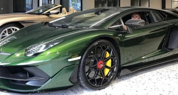 Накопали - найрідкісніший Lamborghini за 15 мільйонів засікли на батьківщині українських бурштинників