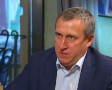 Стало відомо, коли запрацюють польські консульства в Україні