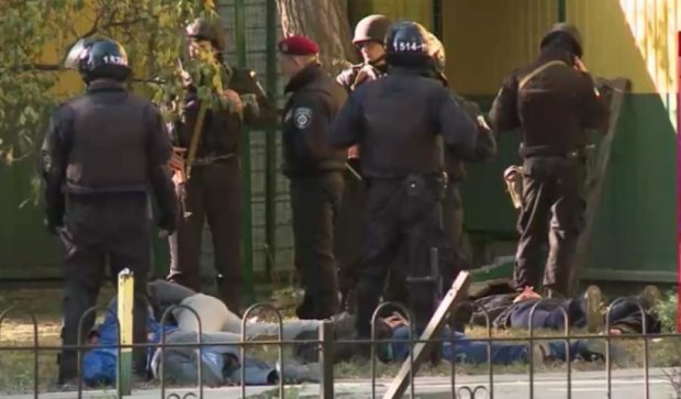 Стрельба в Киеве: задержаны 20 "рэкетиров" (фото)