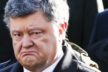 Кінець української політики: політолог розповів, як розсипається картковий "будиночок" Порошенко