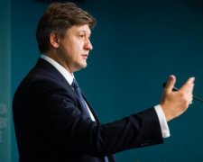 Мінфін не буде переглядати умови реструктуризації боргу