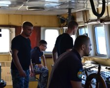 Черное море под надежной защитой: украинские корабли вошли в главную базу ВМС Турции, фото