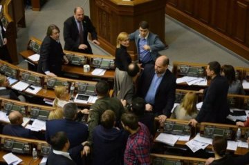 Українські політики мають психологію підлітків