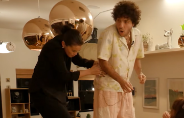 Селена Гомес и Бенни Бланко, кадр из видео