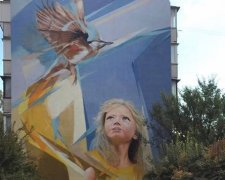 У Києві з'явився новий мурал про мир і дитинство (фото)