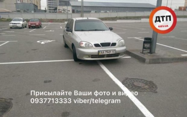 Киевлян привел в бешенство очередной инвалид парковки