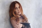 Співачка Alyosha пустила в хід "важку артилерію": Тарас Тополя закохається заново