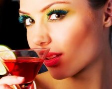 Инсульт обеспечен: ученые назвали самый опасный напиток