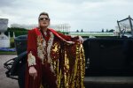 Басков "дико тусит" с "золотой" молодежью: дворцы, ролс-ройс и охота