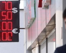 Росія в істериці: обвал рубля побив дворічний антирекорд