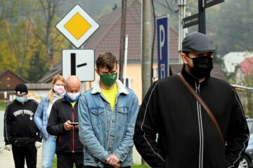 карантин в Україні, фото: REUTERS
