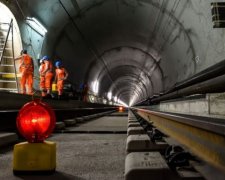 Взрыв железнодорожного тоннеля в Китае убил 12 человек