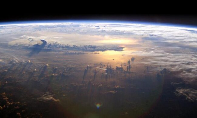Космонавт передав на Землю вражаючий знімок планети