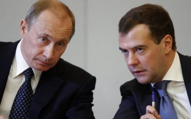 Із таким другом і ворогів не треба: Медведєв заявив, що Росії від санкцій тільки краще